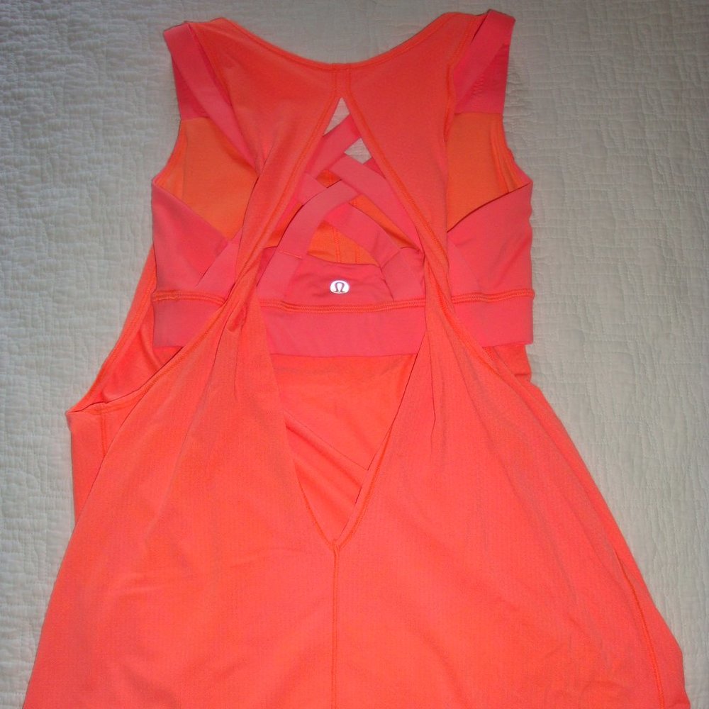 Lululemon Tank Size 4
